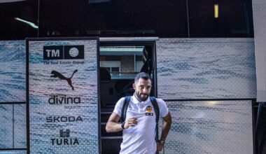 El cartel del Oviedo que emociona al valencianismo