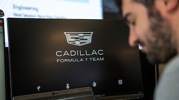 El equipo Cadillac se pone