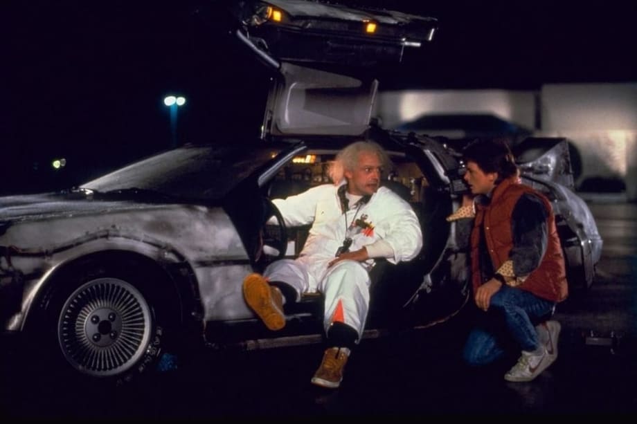 Christopher Lloyd y Michael J. Fox en el DeLorean de la trilogía Volver al Futuro