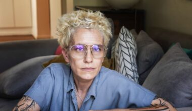 Cineasta argentina Albertina Carri participa del Festival de Cine de Valdivia y presenta su nuevo libro “Cine vivo”