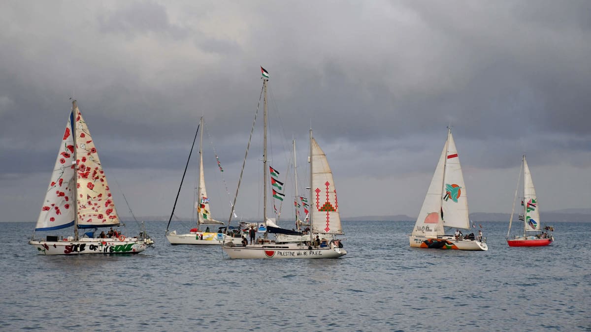 La flotilla hacia Gaza se prepara para ser interceptada por Israel durante la noche del martes | Internacional