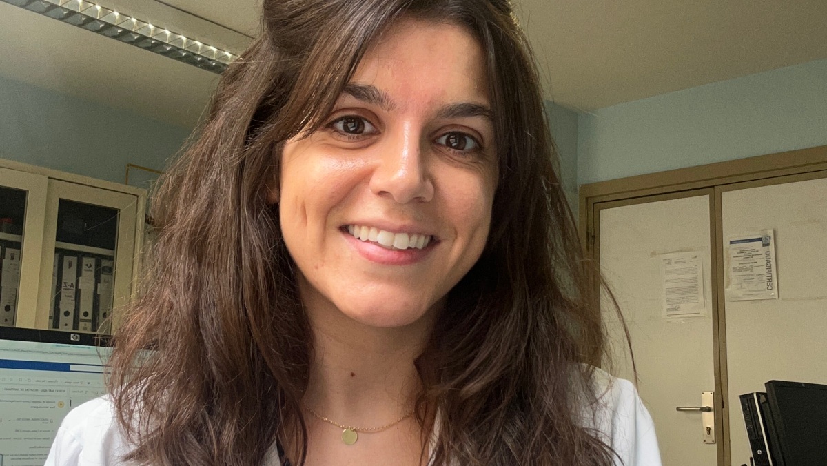 Elena Moreno, farmacéutica de Albacete, alerta tajante del peligro: se toma demasiado tras mensajes alarmistas en redes sociales y es un riesgo