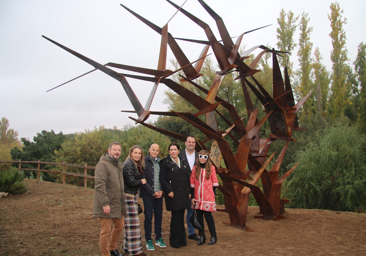 Santa Marta estrena su quinta pieza de Arte Emboscado: una espectacular 'bandada' de aves