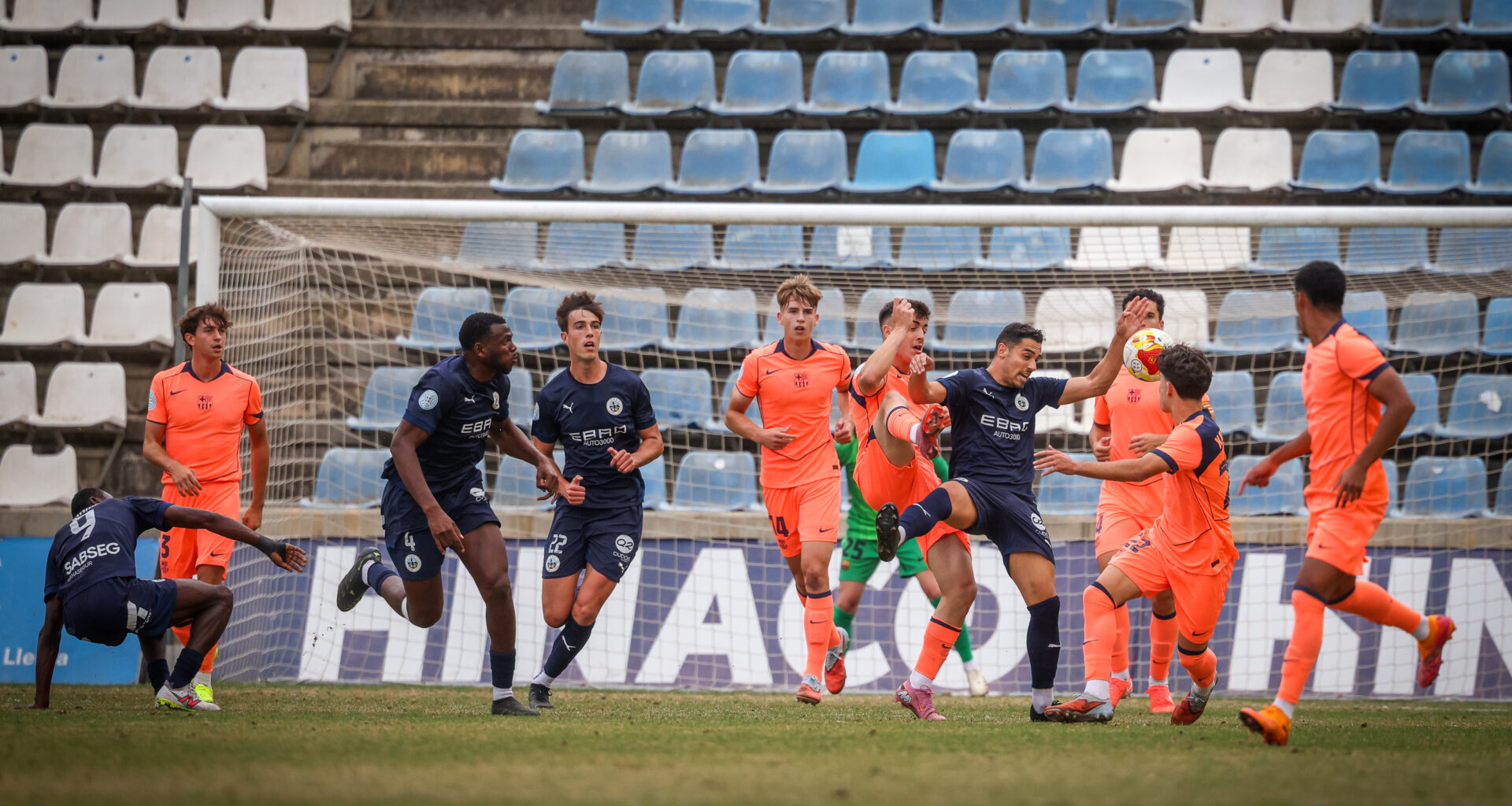 Atlètic Lleida - Barça Atlètic: Esfuerzo sin premio (3-2)
