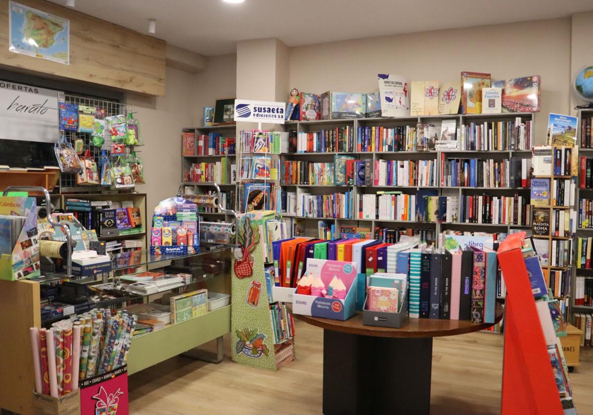 Librería Leopoldo, nueva ubicación para un servicio más completo