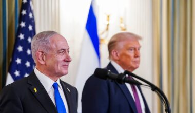 Trump pide a Israel que detenga los bombardeos sobre Gaza tras la respuesta de Hamás sobre el plan de paz | Internacional
