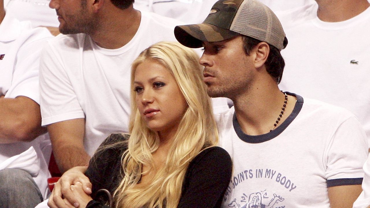 Anna Kournikova posa como mamá pato para Halloween mientras espera su cuarto hijo con Enrique Iglesias - La Voz de Galicia