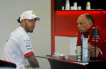 Fred Vasseur junto a Lewis