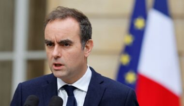 Lecornu ve opciones de alcanzar un acuerdo que evite el adelanto electoral en Francia | Internacional