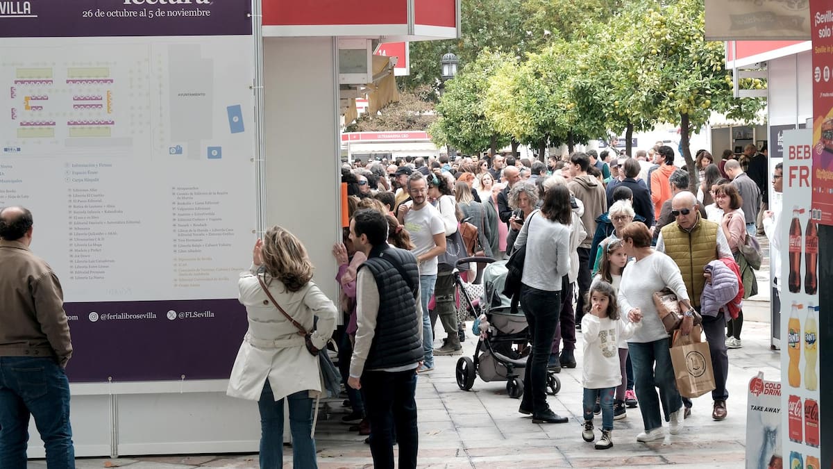 “Literatura de Altura Creciente”: la Feria del Libro de Sevilla 2025 invita a niños y familias a volar con los libros | Radio Sevilla