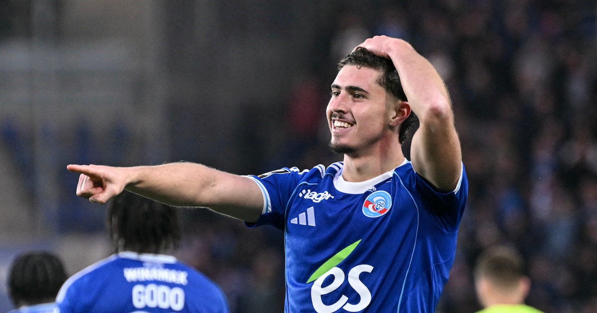 Mientras sueña con el fichaje de Julián Álvarez, Barcelona sumó a otro goleador argentino a su radar