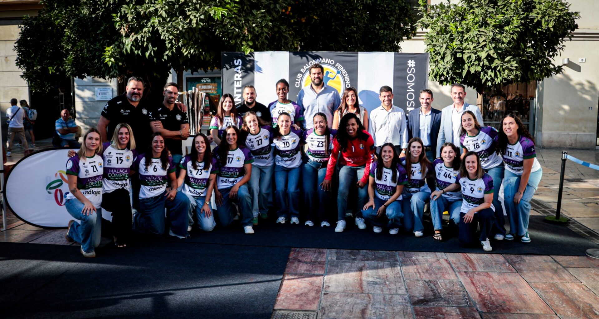 Foto institucional de la Fan Zone en la Plaza de la Constitución.