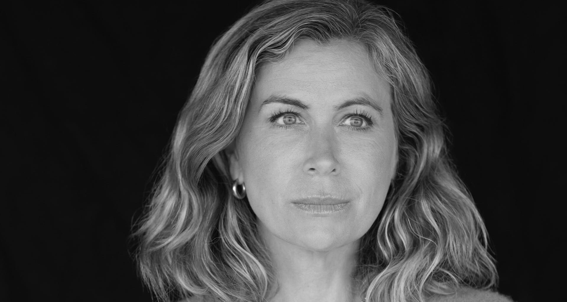 Sonya Walger: «La felicidad es tan específica como la infelicidad, pero quizá sea menos interesante leer sobre ella»