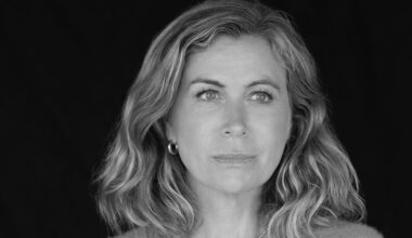Sonya Walger: «La felicidad es tan específica como la infelicidad, pero quizá sea menos interesante leer sobre ella»