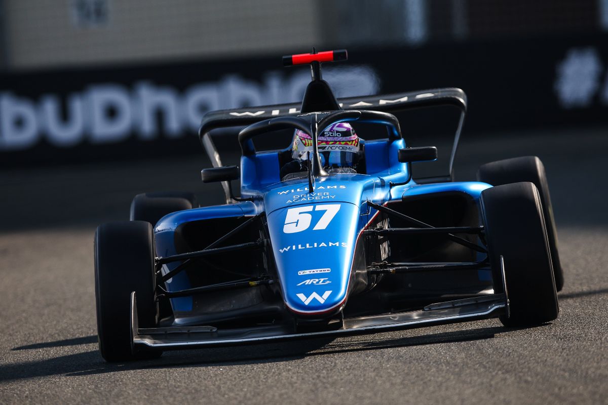 Academia de F1 - Singapur - Carrera 1: Primera victoria de Lia Block, Doriane Pin quinto