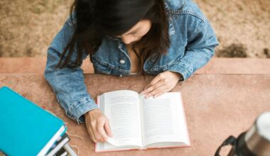 Los libros de octubre: una novela sobre el poliamor, un ensayo inédito de Unabomber y una de romanos