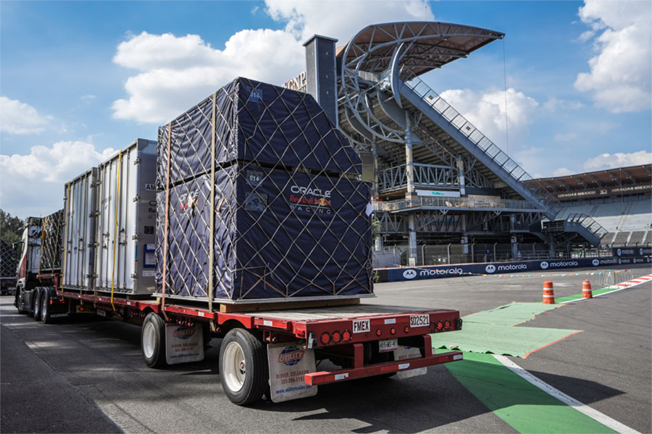 Llegan más de 50 toneladas de carga para la Fórmula 1