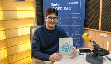 El joven algecireño Alex Harillo presenta su primer libro “La ciudad que mira al mar” | Hoy por Hoy Campo de Gibraltar