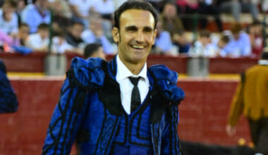 Alberto Álvarez dice adiós a los ruedos tras su última tarde en Zaragoza