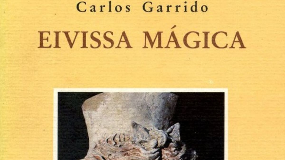 La 'Eivissa Mágica' vuelve a las librerías en una reedición con material extra | Ocio y cultura