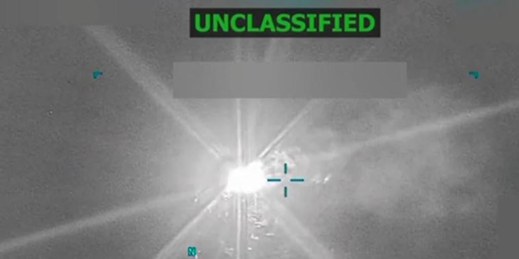 EE.UU. deportará a los supervivientes del último ataque a un narcosubmarino en lugar de mantenerlos detenidos