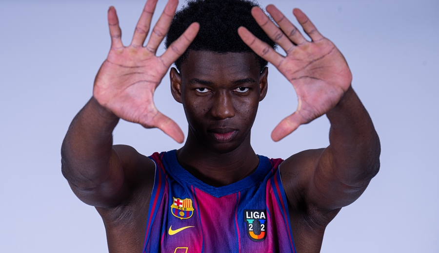 Quién es Sayon Keita, el pívot de 17 años titular con el Barça
