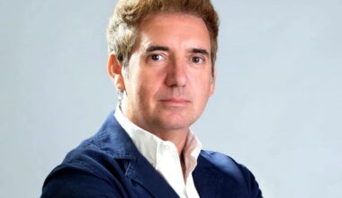 El escritor Óscar de los Reyes saca a la luz su nueva novela, 'Rastro de Sangre'