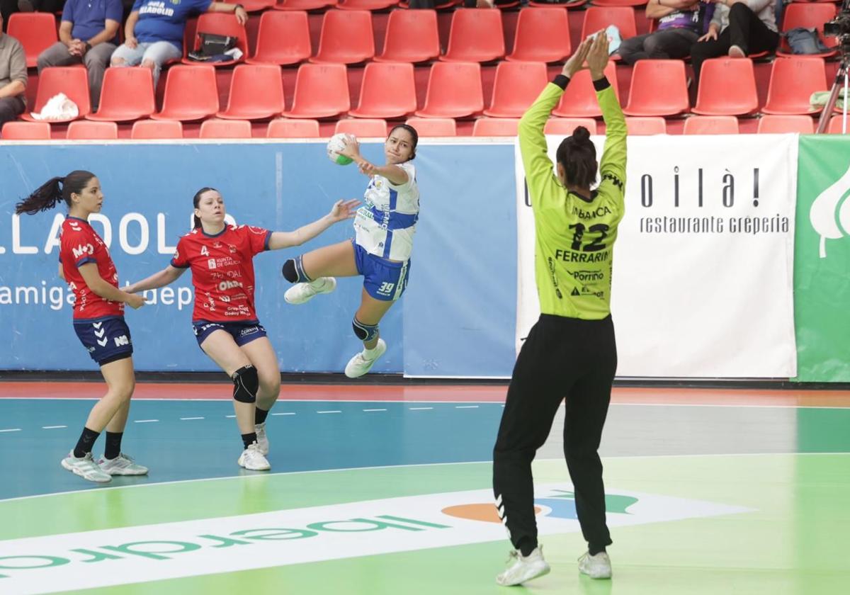 El Aula se estrella contra un muro en la portería de Porriño... y contra su falta de madurez