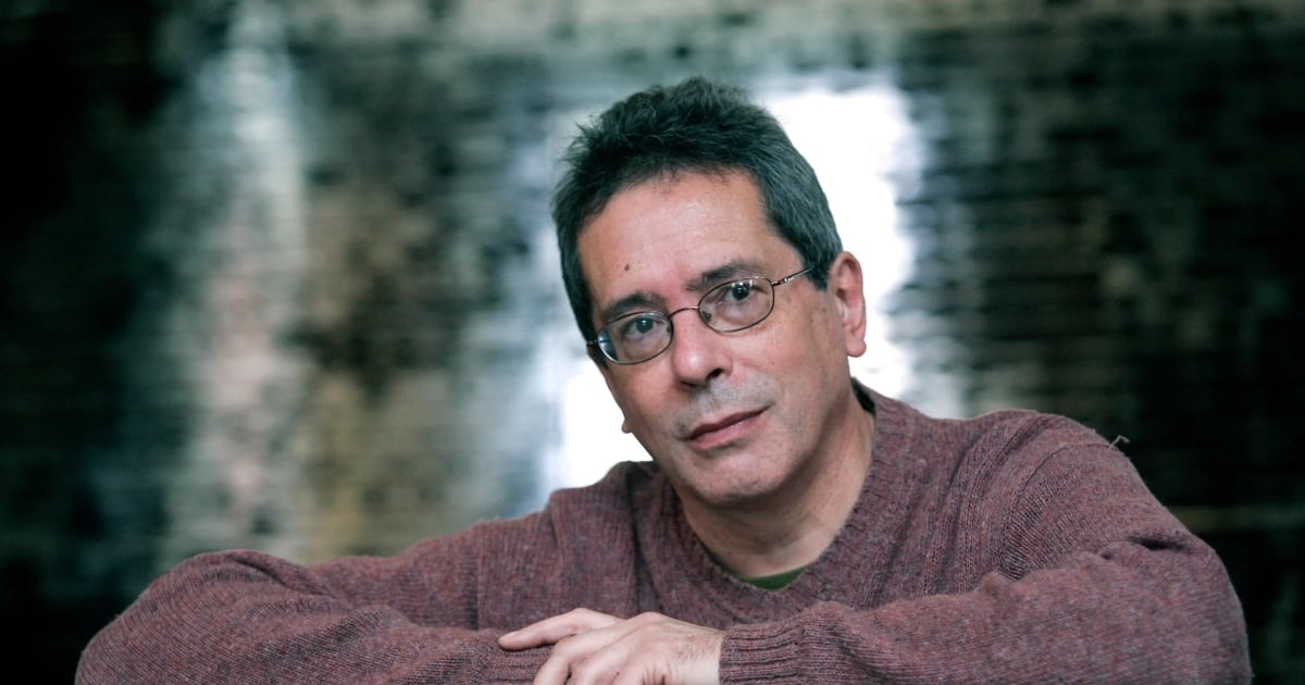 Con la influencia de su madre y de Borges: llega un libro guía sobre la literatura de César Aira