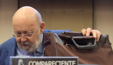 El CIS de Tezanos amplía la distancia del PSOE sobre PP a 15 puntos y deja a Vox casi empatado con los populares