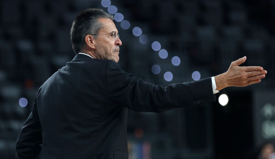 El cruce de palabras entre Pedro Martínez y el dueño de Hapoel Tel Aviv, sancionado por la Euroliga