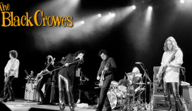 Directo de THE BLACK CROWES. Vídeo de Steve Morse. Biografía del exguitarrista de JETHRO TULL Martin Barre. Vídeo de Frank Hannon.