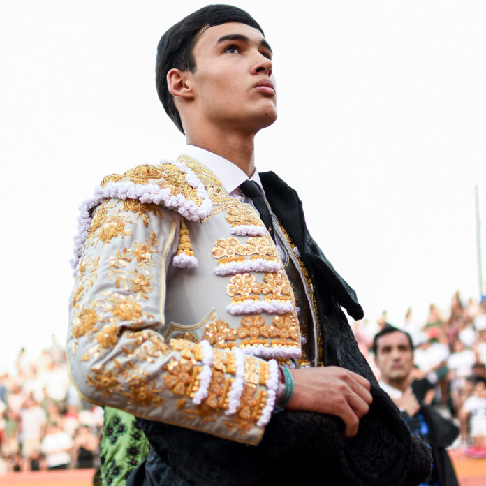 Tomás Bastos: «El maestro Diego Urdiales es sin duda con el que más he aprendido. Una gran parte de mi evolución como torero es gracias a él»