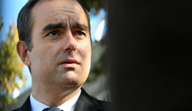 Lecornu conforma un gobierno en Francia más técnico y menos macronista para intentar salvar la censura | Internacional