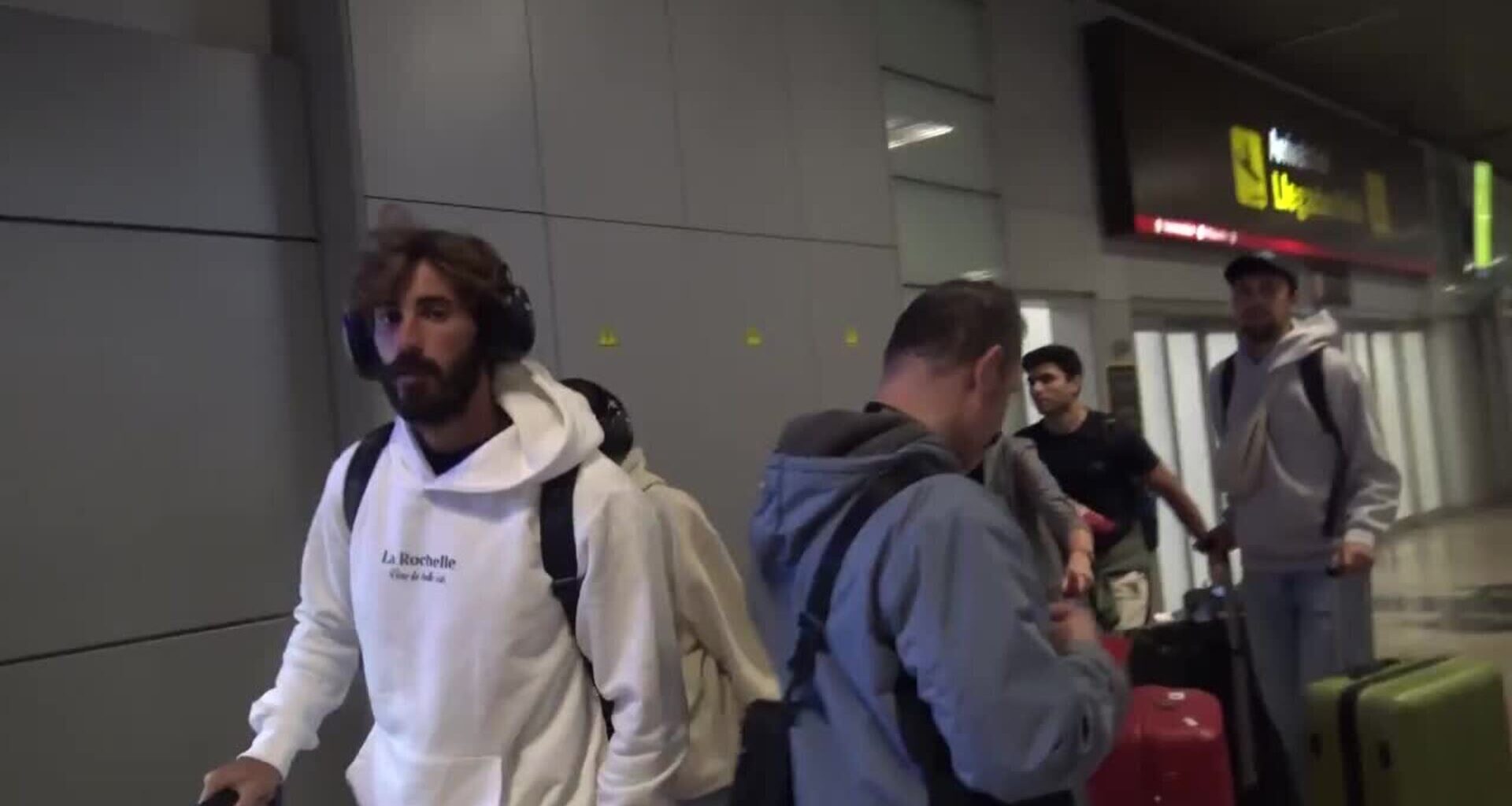 Gloria Camila, pletórica, llega a España con Iván González