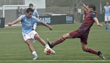 El Dépor juvenil gana al Arousa y aprovecha el pinchazo del Celta - La Voz de Galicia