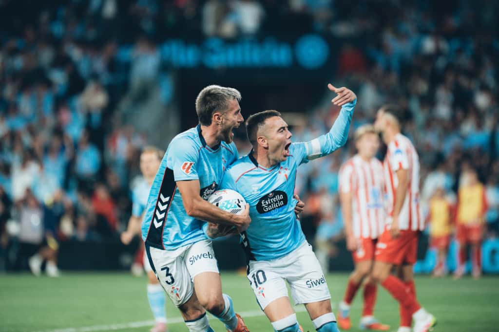 El Celta suma un punto ante el Atlético en una noche histórica para Iago Aspas