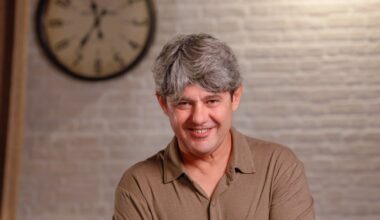 Antonio Mercero desafía a las leyes del marketing con ‘Está lloviendo y te quiero’