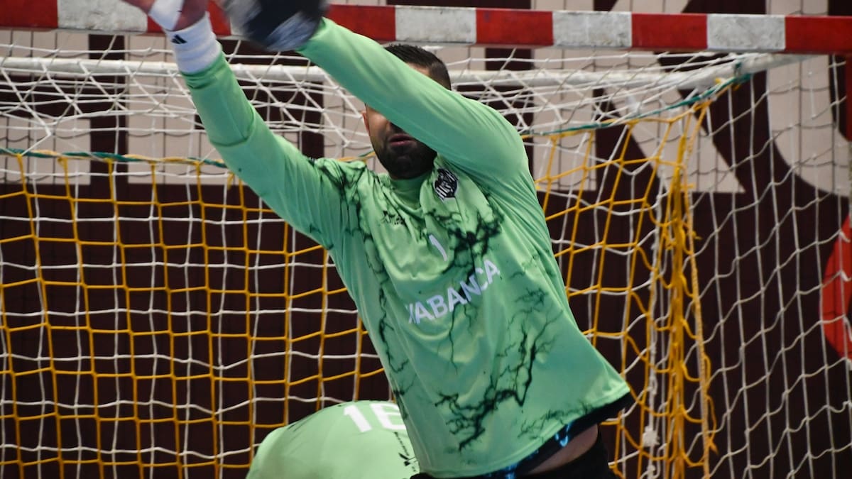 El Kadetten demuestra su superioridad y se impone al ABANCA Ademar | Más deportes