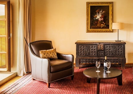 Imagen secundaria 1 - Algunos detalles de la Abadía