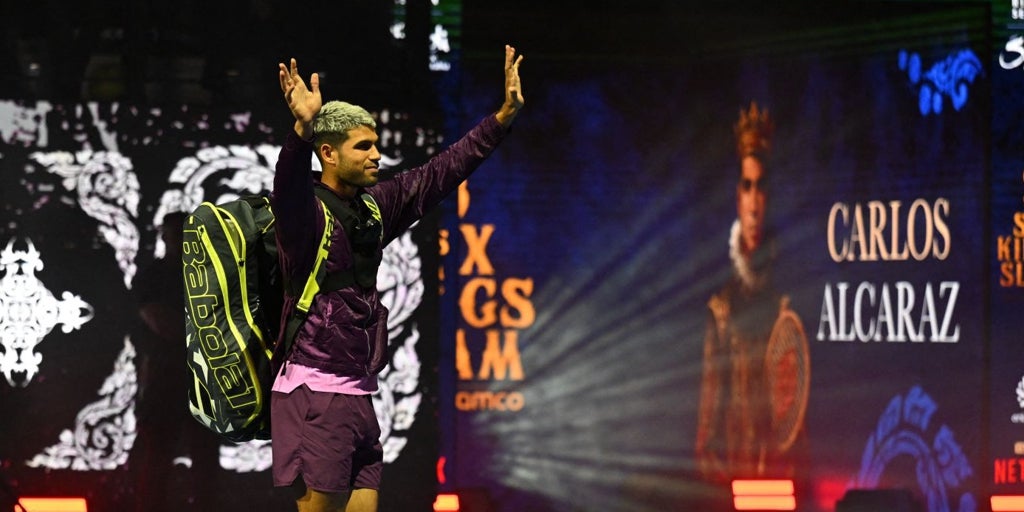 Alcaraz se exhibe ante Fritz y jugará la millonaria final de Arabia Saudí