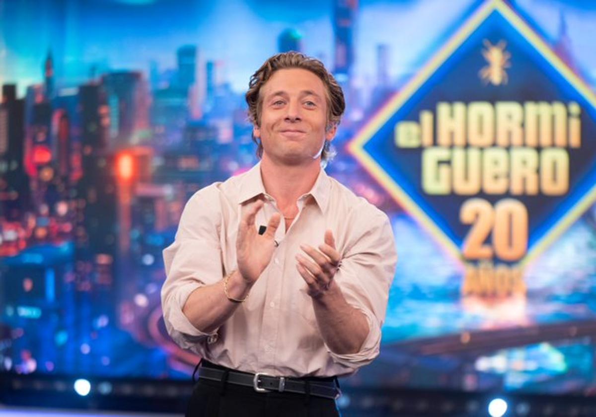 Jeremy Allen White desvela en 'El Hormiguero' su truco para esquivar a los paparazzis