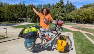 Vuelta al mundo en bicicleta con parada en Huesca: "Solo disfruto del momento"