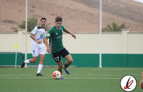 El Unión Sur Yaiza conquista un valioso empate en el Virgen de Las Nieves