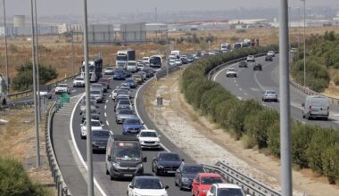 Un accidente en la AP-4 provoca hasta catorce kilómetros de atascos en la vuelta a Sevilla