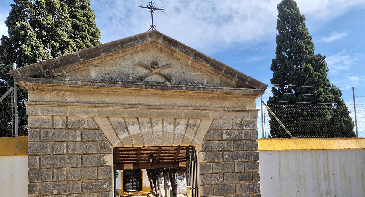 El Ayuntamiento amplía el horario de visitas al Cementerio Municipal del 30 de octubre al 2 de noviembre
