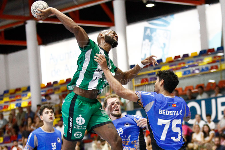 Llega al Argüelles el recién ascendido, Balonmano Herencia juega contra el Dólmenes - El Sol de Antequera | Periódico