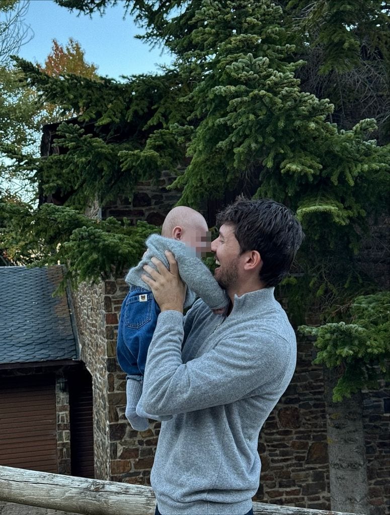 Carlos Right, exconcursante de 'OT 2018', celebra los tres primeros meses de su bebé 