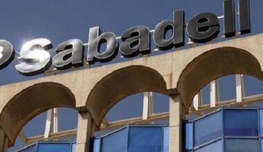 El fondo Algebris se suma a David Martínez y acudirá a la OPA de BBVA por Banco Sabadell