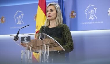 Sumar sugiere el cese de la ministra Isabel Rodríguez si no ataja el problema de la vivienda